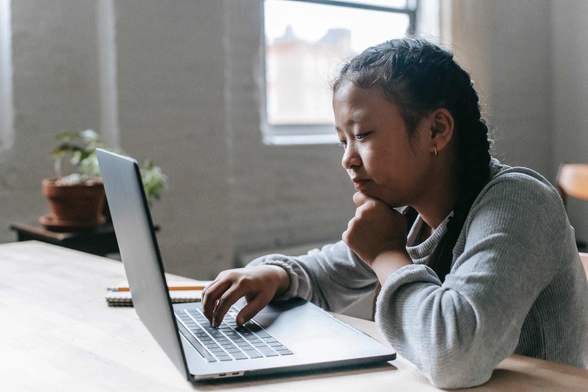 Apeda - Une e-bibliothèque dys-férente : Tes manuels scolaires en version numérique